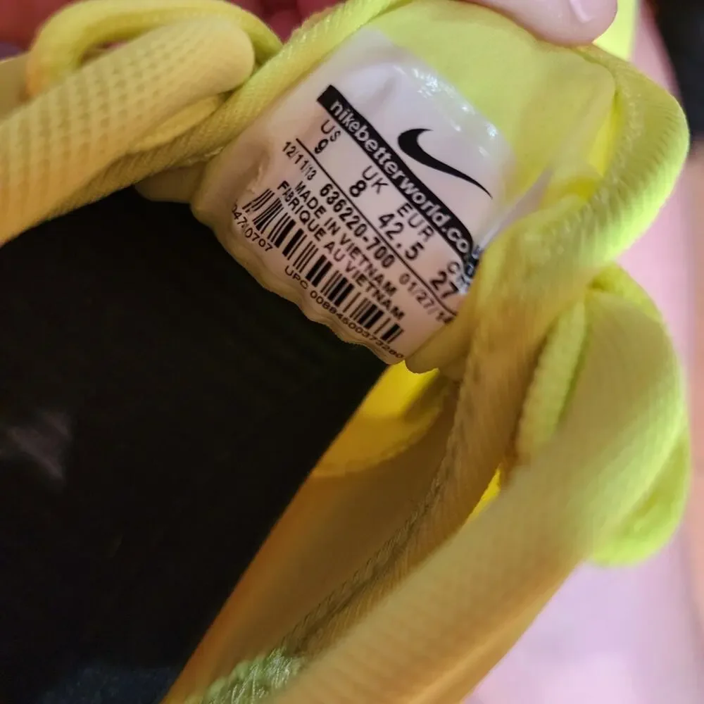 Nike Rosherun Hyp Mens 636220-700 Size 9 Lime Green
